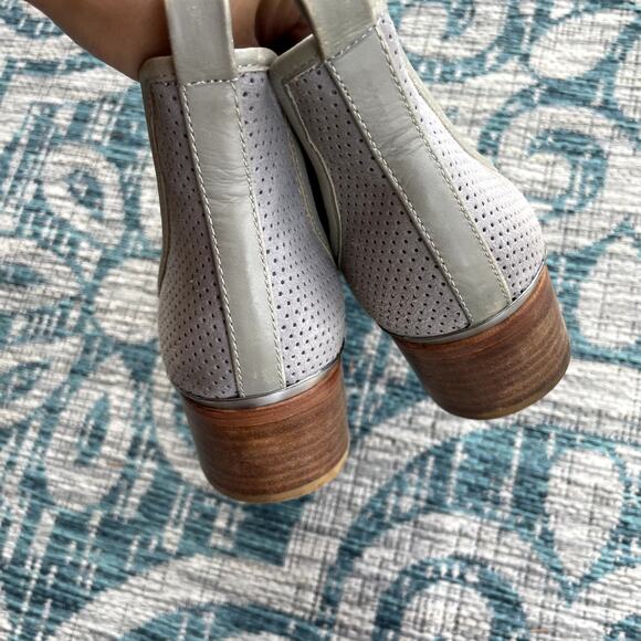 Donald J Pliner Grey Perforated Suede Block Heel Ankle Boots - Size 7M - Picture 5 of 8